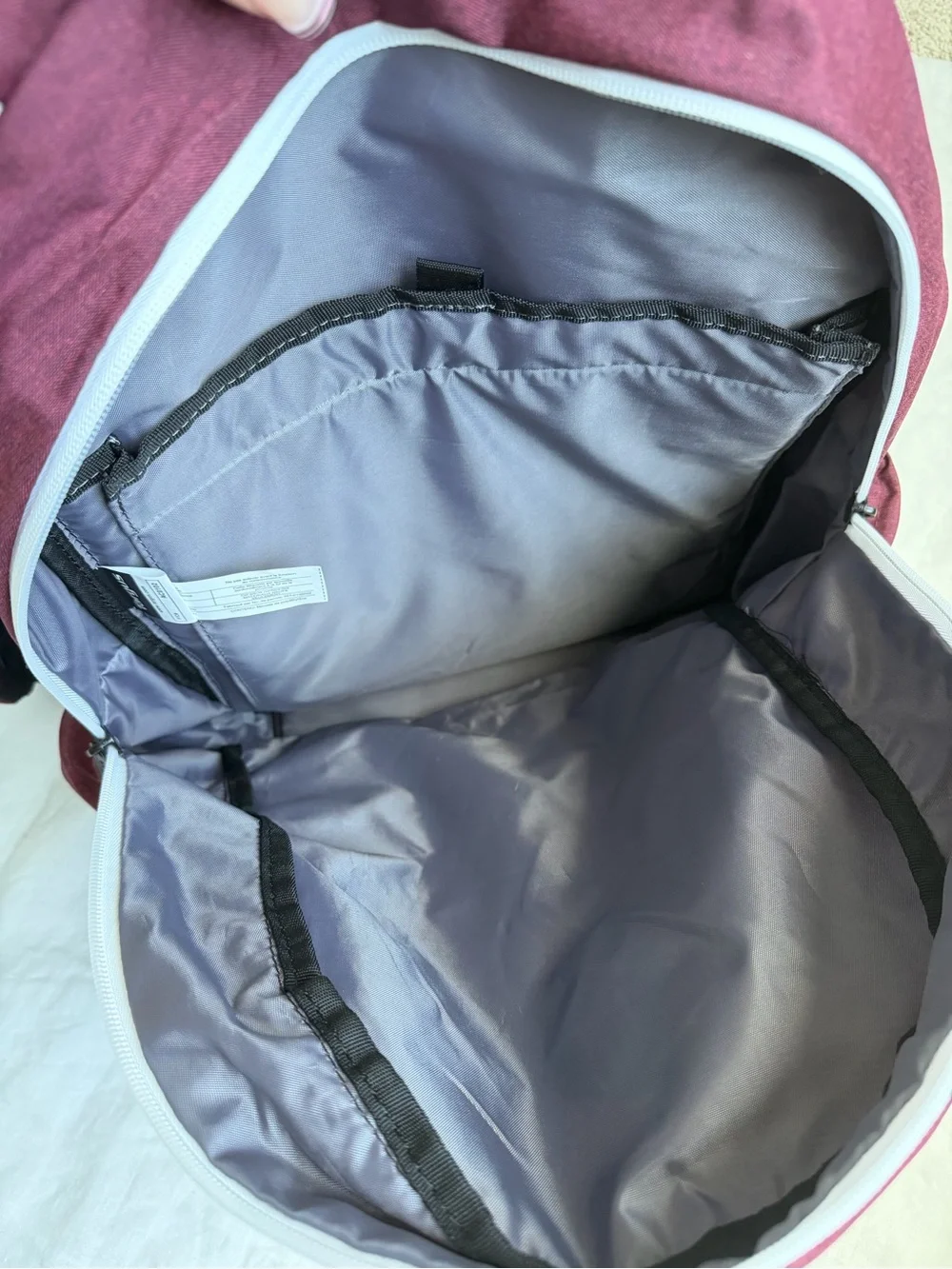 Targus spacious main